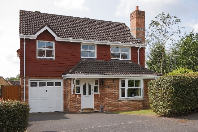 21 BURNHAMS CLOSE  ANDOVER  SP10 4NJ