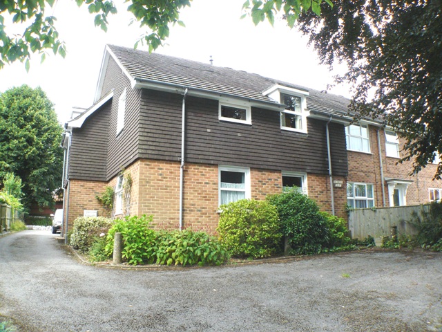 1 SHERWOOD COURT ALEXANDRA ROAD ANDOVER SP10 3AE