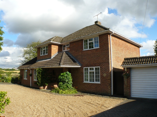 12 LAMBOURNE CLOSE THRUXTON ANDOVER SP11 8LS