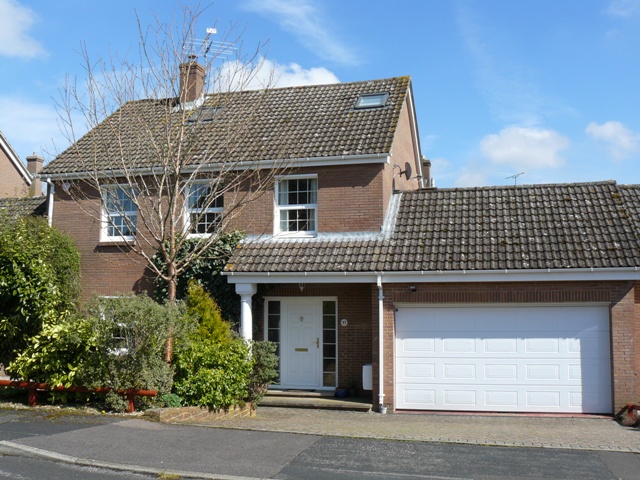 17 BURDOCK CLOSE GOODWORTH CLATFORD ANDOVER SP11 7RS