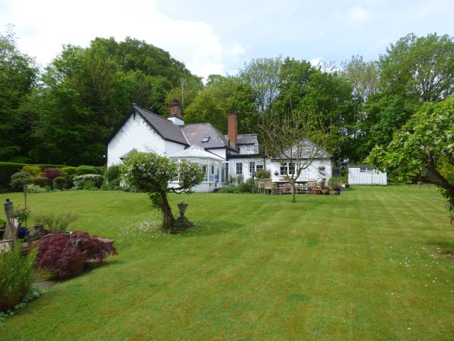 GAMEKEEPERS COTTAGE HUMBER LANE  TIDWORTH SP9 7AW