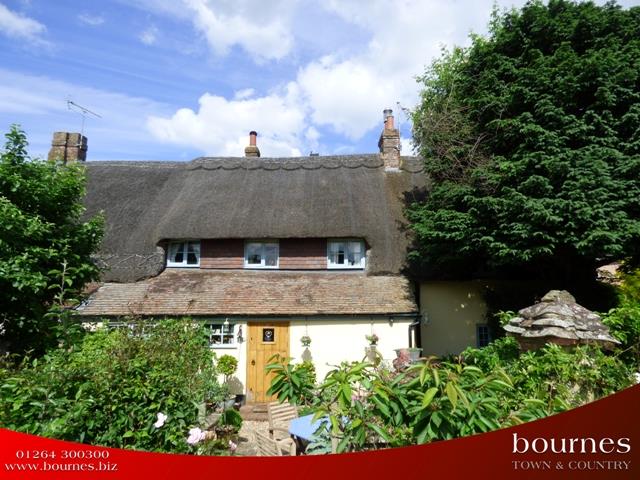 1 HOME FARM COTTAGES THE SQUARE HURSTBOURNE TARRANT SP11 0AB